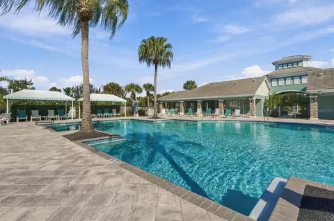 Exterior - 3816 Shimmering Oaks Dr, Parrish, FL 34219 photo 10 of 11