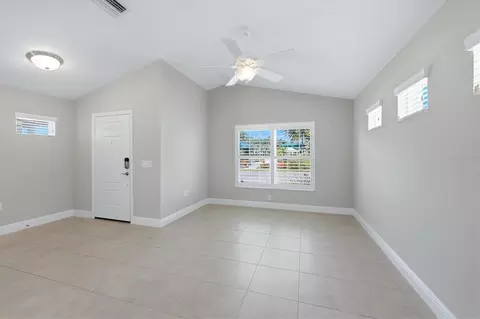 Living - 3816 Shimmering Oaks Dr, Parrish, FL 34219 photo 1 of 5