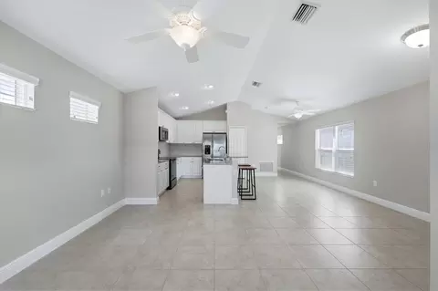 Living - 3816 Shimmering Oaks Dr, Parrish, FL 34219 photo 5 of 5