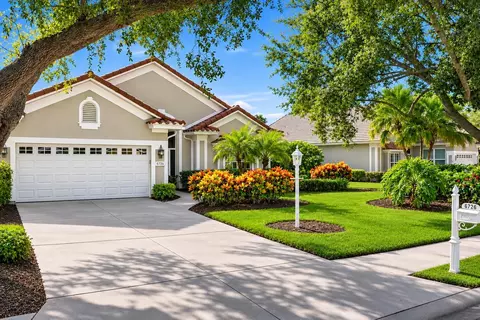 6726 Virginia Xing, University Park, FL 34201