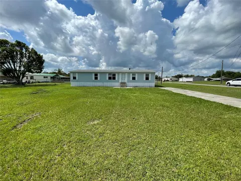310 Thornhill Estates Ct, Winter Haven, FL 33880