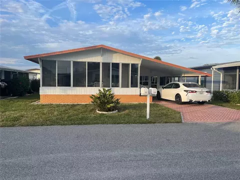 4527 Redwood St, Winter Haven, FL 33880
