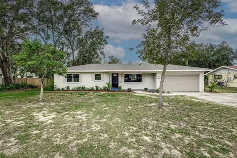 1055 8th St NW, Winter Haven, FL 33881