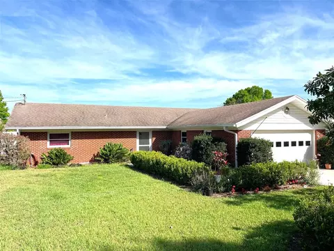 2000 W Hartridge Ter, Winter Haven, FL 33881