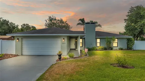 4328 Iris St N, Lakeland, FL 33813