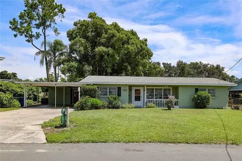 733 Oleander Dr SE, Winter Haven, FL 33880