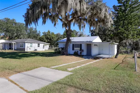 1950 E Valencia Dr, Bartow, FL 33830