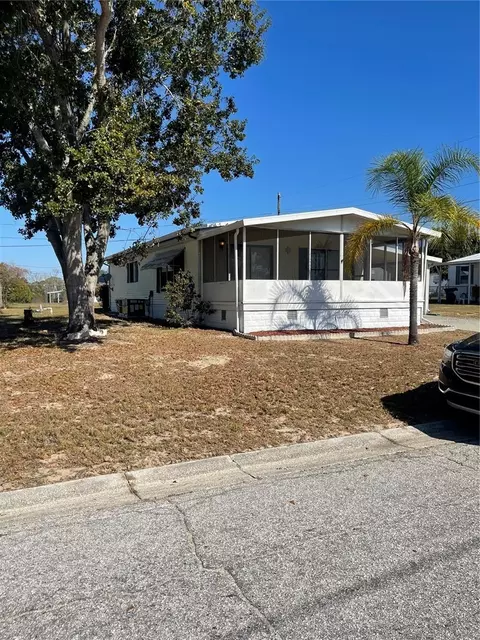 109 Ridge Manor Dr, Lake Wales, FL 33853