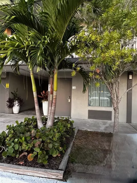 7150 N Tamiami Trl #S515, Sarasota, FL 34243