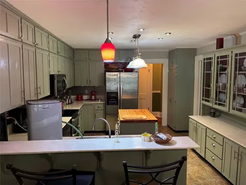 Kitchen - 1230 S Orange Ave, Bartow, FL 33830 photo 1 of 6
