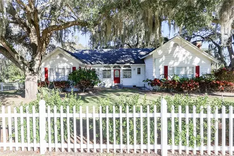 601 Alta Vista Dr, Haines City, FL 33844