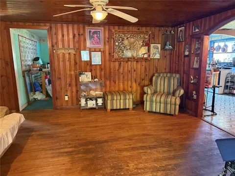 Living - 120 4th Wahneta St E, Winter Haven, FL 33880 photo 2 of 3