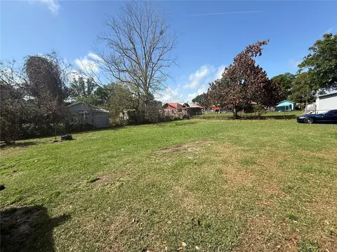 Exterior - 120 4th Wahneta St E, Winter Haven, FL 33880 photo 2 of 6