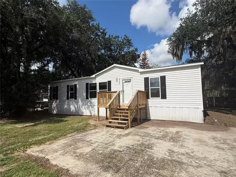 3320 Royal Oak Dr W, Mulberry, FL 33860