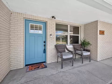 Exterior - 1380 Eagle Ave E, Eagle Lake, FL 33839 photo 1 of 12