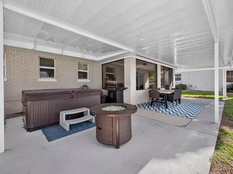 Exterior - 1380 Eagle Ave E, Eagle Lake, FL 33839 photo 4 of 12