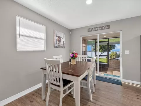 Dining - 1380 Eagle Ave E, Eagle Lake, FL 33839 photo 1 of 1