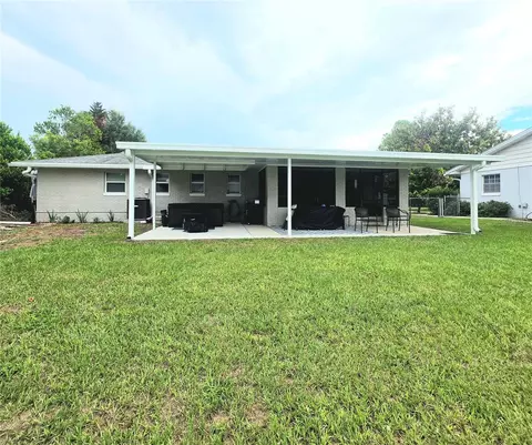 Exterior - 1380 Eagle Ave E, Eagle Lake, FL 33839 photo 3 of 4