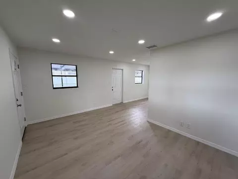 Living - 430 Lucille St, Bartow, FL 33830 photo 4 of 8