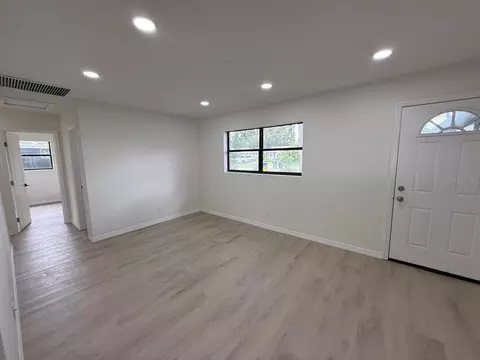 Living - 430 Lucille St, Bartow, FL 33830 photo 1 of 8