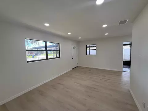 Living - 430 Lucille St, Bartow, FL 33830 photo 8 of 8