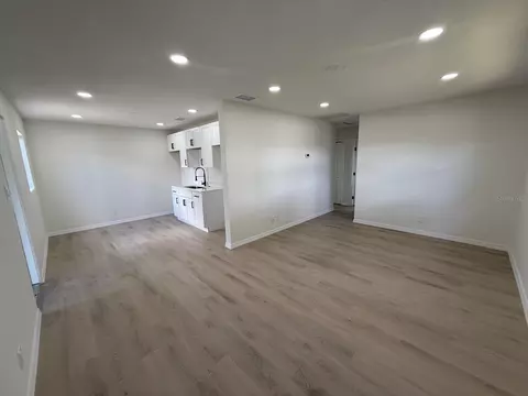 Living - 430 Lucille St, Bartow, FL 33830 photo 7 of 8
