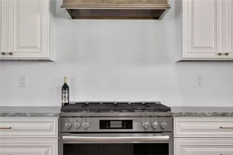 Kitchen - 5771 Weita Rd, Bartow, FL 33830 photo 5 of 9