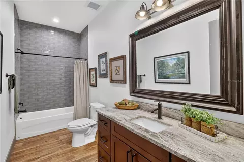 Bath - 5771 Weita Rd, Bartow, FL 33830 photo 9 of 13