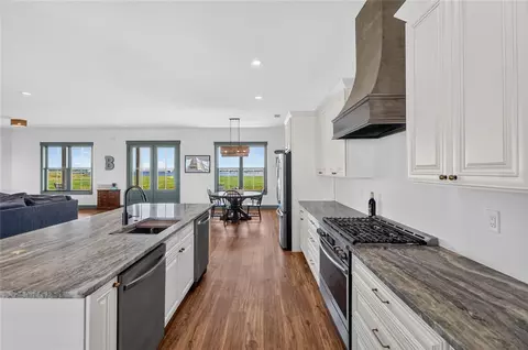 Kitchen - 5771 Weita Rd, Bartow, FL 33830 photo 7 of 9