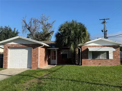 1928 Alexander Dr, Lakeland, FL 33803