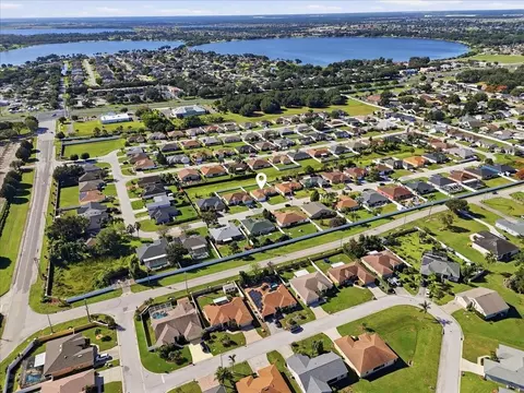 View/Area - 7123 Summit Dr, Winter Haven, FL 33884 photo 3 of 6