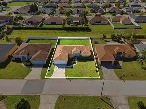 View/Area - 7123 Summit Dr, Winter Haven, FL 33884 photo 4 of 6