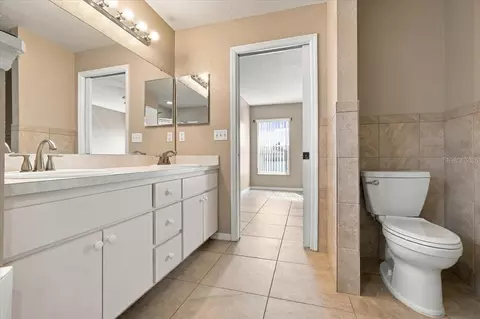 Bath - 7123 Summit Dr, Winter Haven, FL 33884 photo 5 of 6