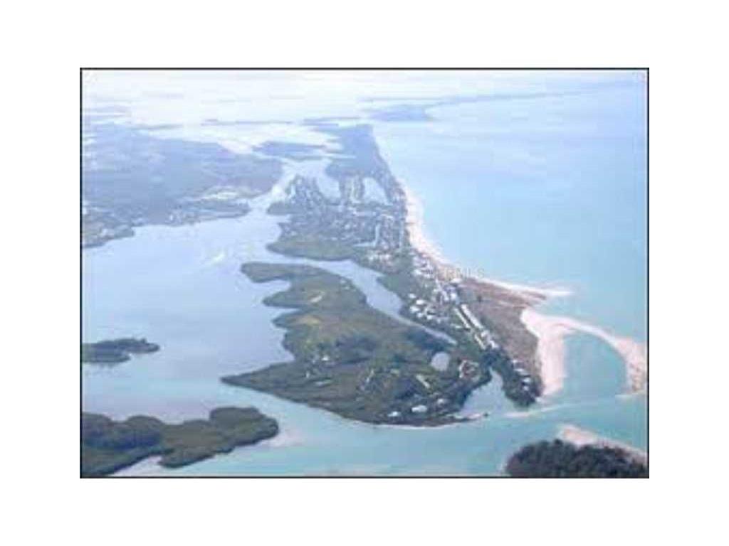 22 Bayshore Cir, Placida, FL 33946 photo 1