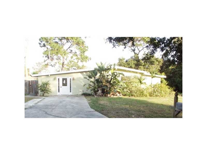 2575 Osage Rd, Venice, FL 34293 photo 1