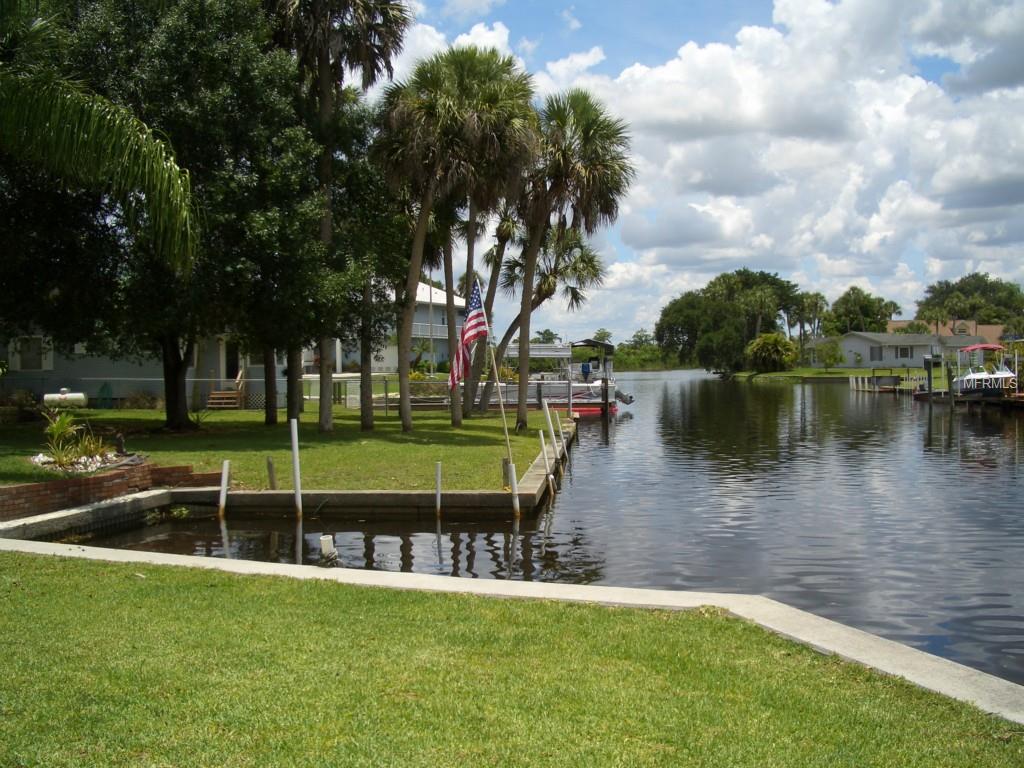 9812 Riverview Cir, Arcadia, FL 34269 photo 1