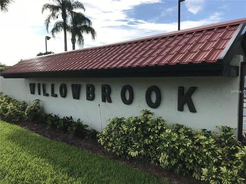 1100 E Bay Dr #2, Largo, FL 33770 photo 1