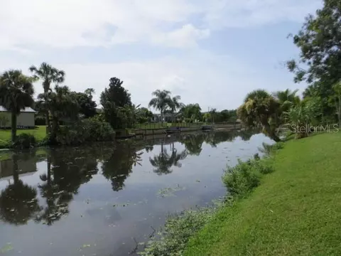 2356 Abscott St, Port Charlotte, FL 33952