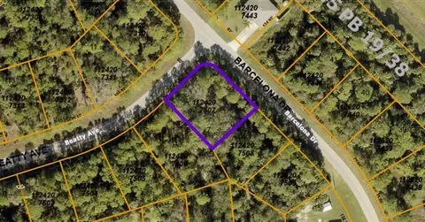 Barcelona Drive, North Port, FL 34288
