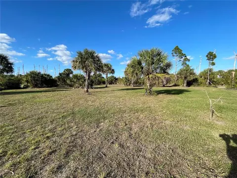 Newwhite Avenue, North Port, FL 34288