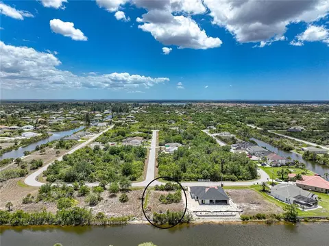 10043 Long Branch St, Port Charlotte, FL 33981