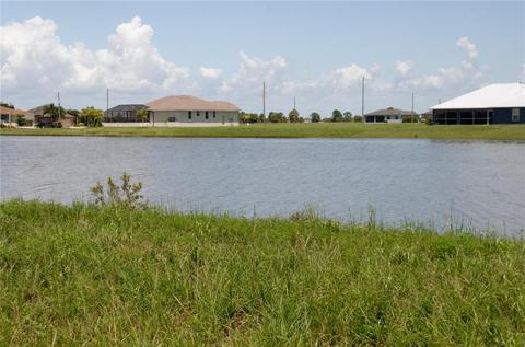16 Loon Ln, Placida, FL 33946
