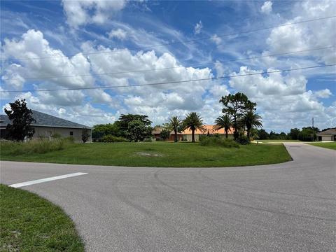 2342 Prague Ln, Punta Gorda, FL 33983