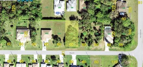 126 Kings Dr, Rotonda West, FL 33947