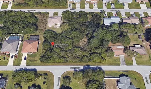 11208 Carnegie Ave, Englewood, FL 34224