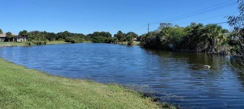 225 Sunset Rd, Rotonda West, FL 33947