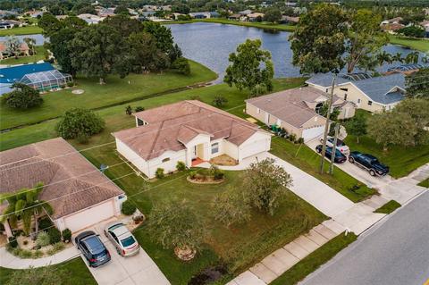 2458 Rio De Janeiro Ave, Punta Gorda, FL 33983
