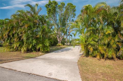 740 Longbeach Ct, Punta Gorda, FL 33950