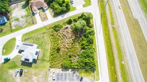 3810 N Access Rd, Englewood, FL 34224
