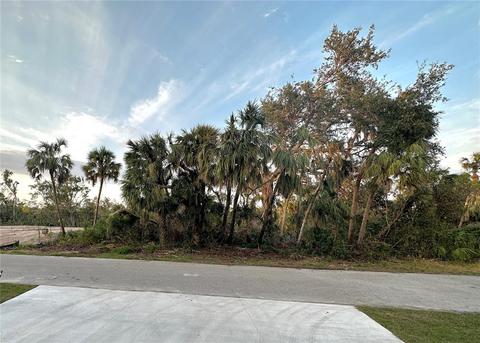 17064 Fallkirk Ave, Port Charlotte, FL 33954